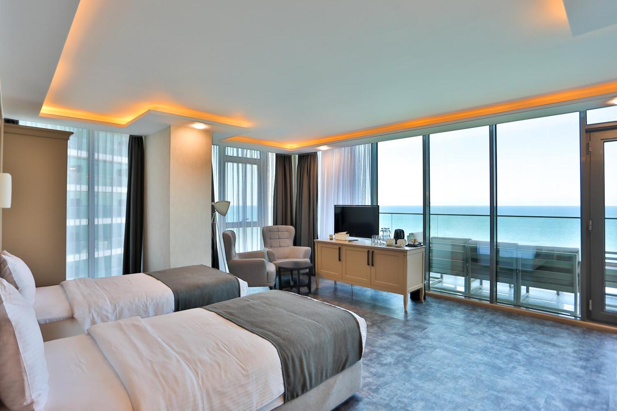 Batumi View Luxury Hotel Екстериор снимка