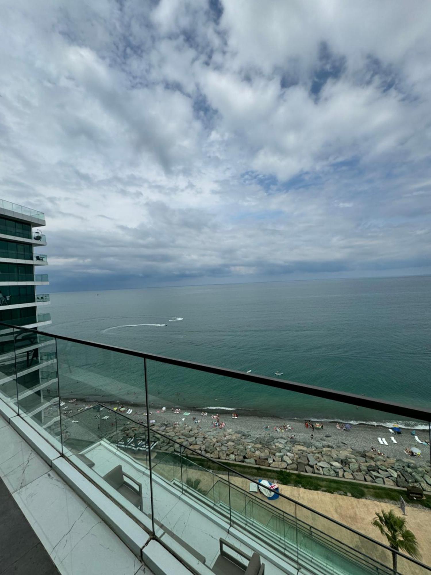 Batumi View Luxury Hotel Екстериор снимка